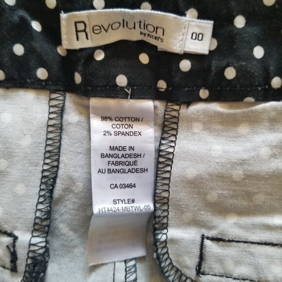 Revolution by Ricki's chino shorts - Picture 3 of 6
